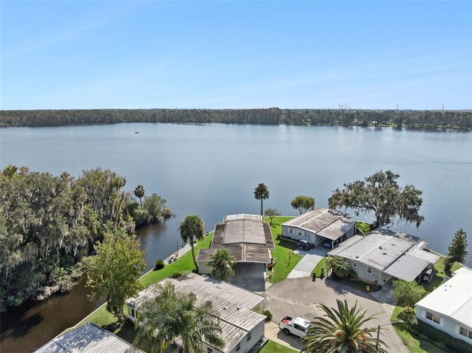 For Sale: $169,900 (2 beds, 2 baths, 1227 Square Feet)