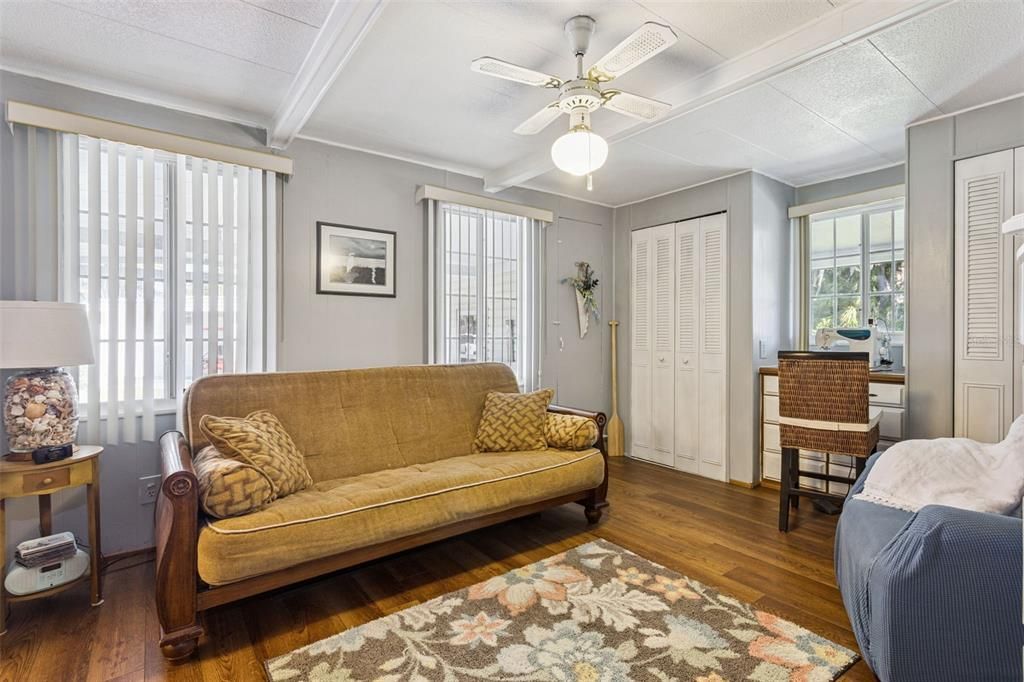 For Sale: $169,900 (2 beds, 2 baths, 1227 Square Feet)