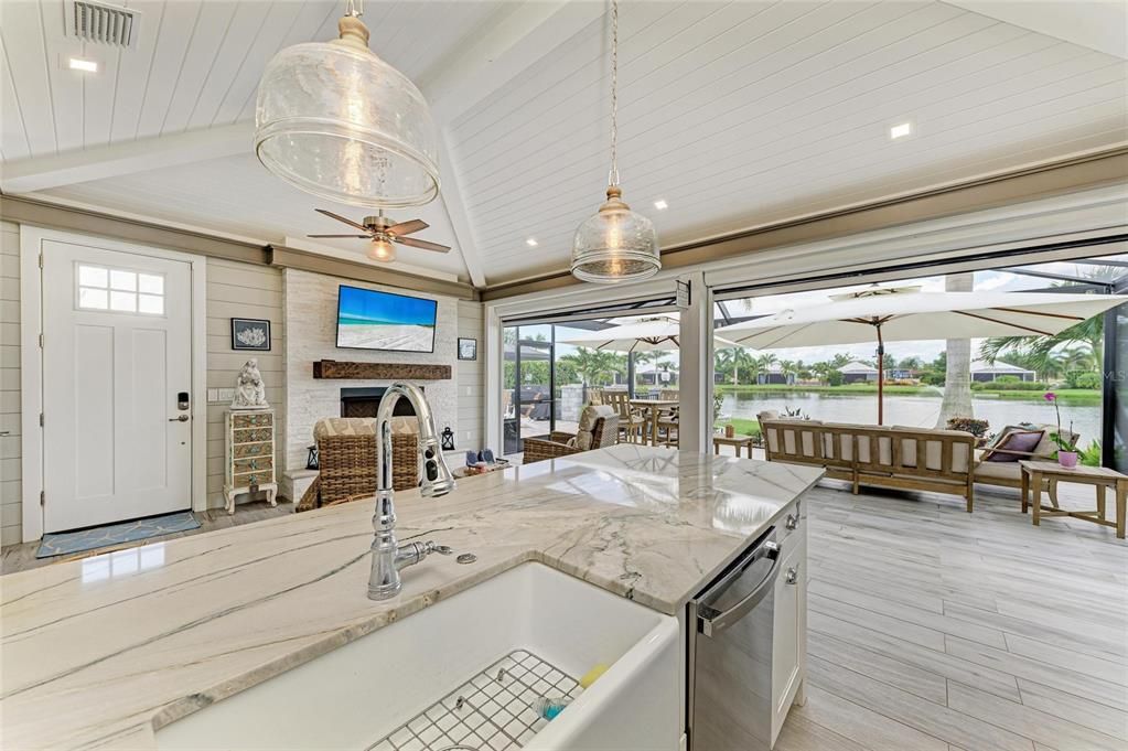 На продажу: $575,000 (1 спален, 1 ванн, 1000 Квадратных фут)