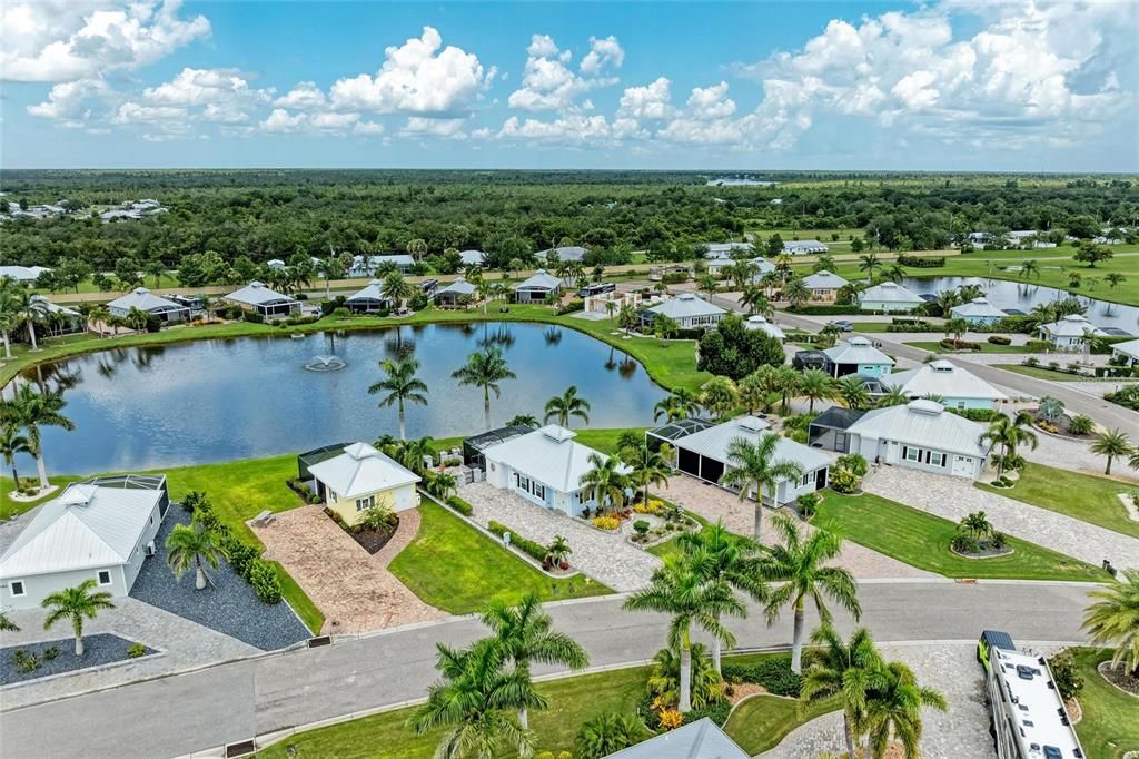 На продажу: $575,000 (1 спален, 1 ванн, 1000 Квадратных фут)