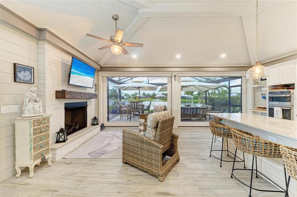 На продажу: $575,000 (1 спален, 1 ванн, 1000 Квадратных фут)