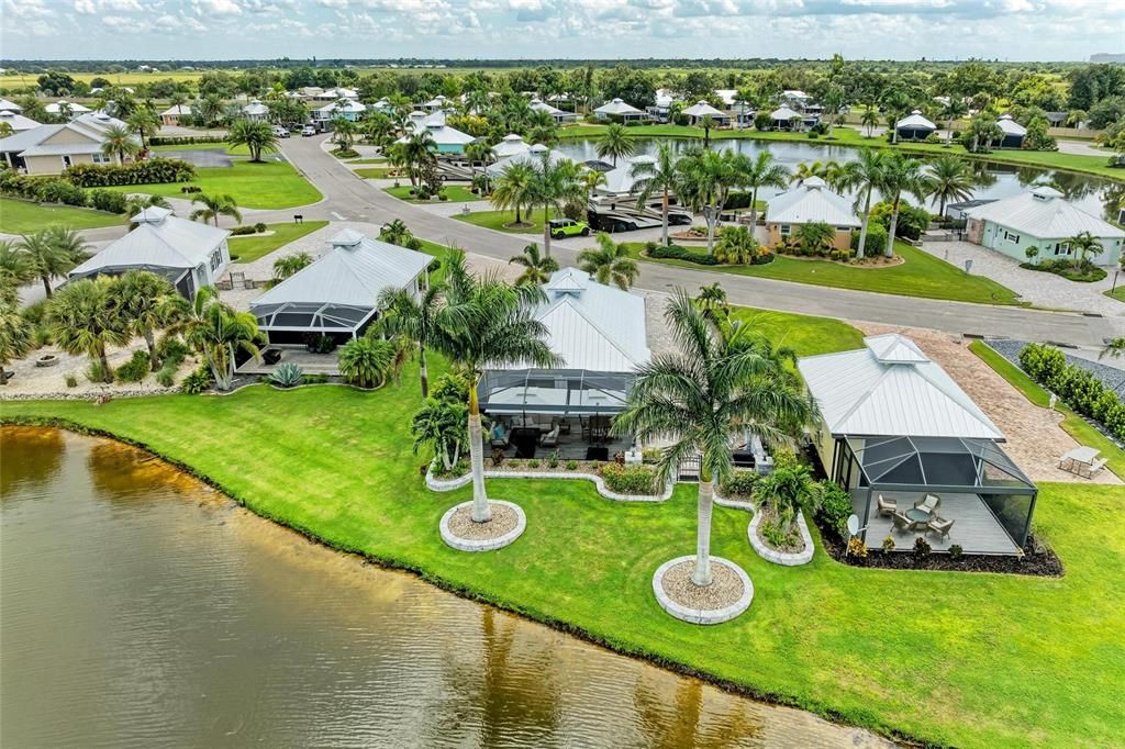 На продажу: $575,000 (1 спален, 1 ванн, 1000 Квадратных фут)