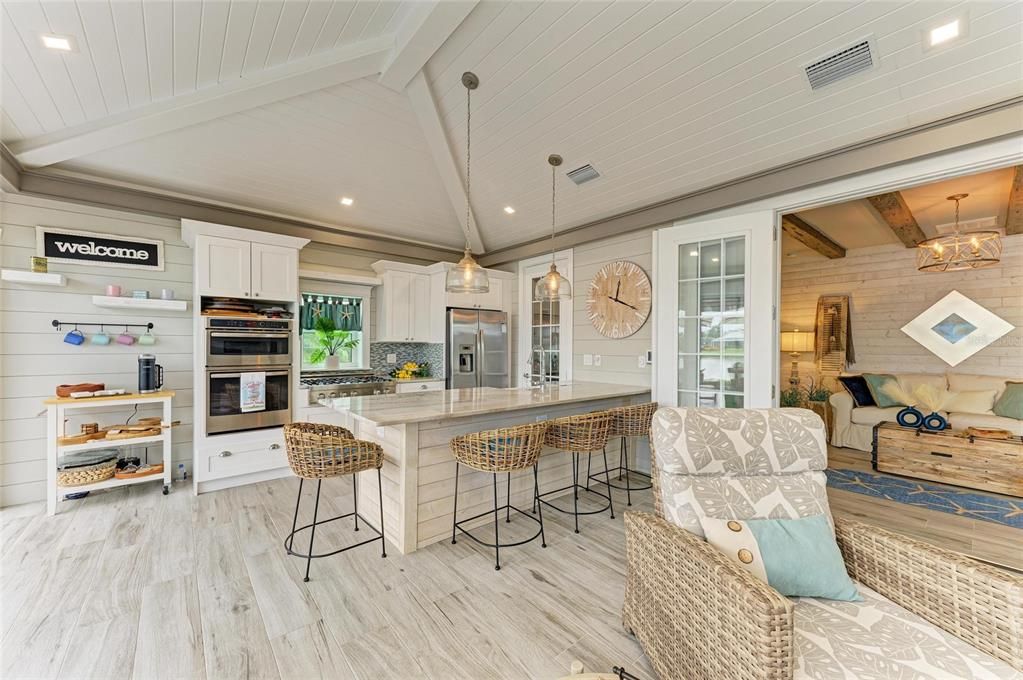 На продажу: $575,000 (1 спален, 1 ванн, 1000 Квадратных фут)