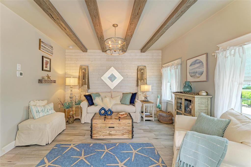 На продажу: $575,000 (1 спален, 1 ванн, 1000 Квадратных фут)