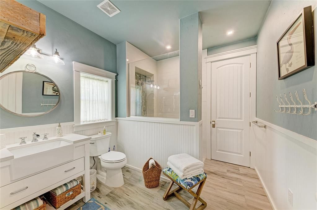 На продажу: $575,000 (1 спален, 1 ванн, 1000 Квадратных фут)