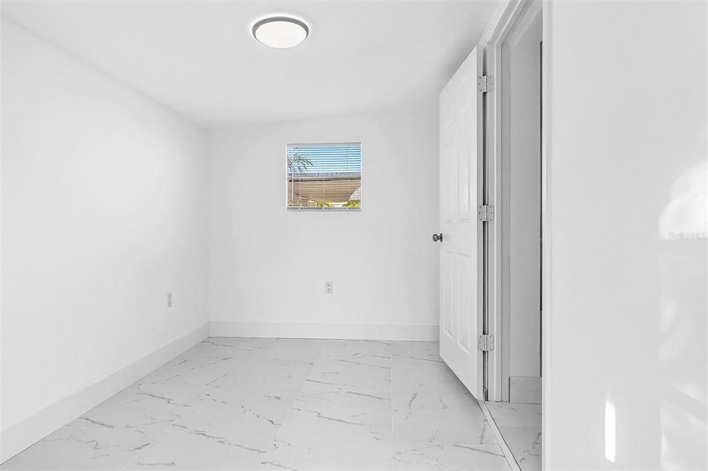 待售: $394,900 (3 贝兹, 1 浴室, 1004 平方英尺)