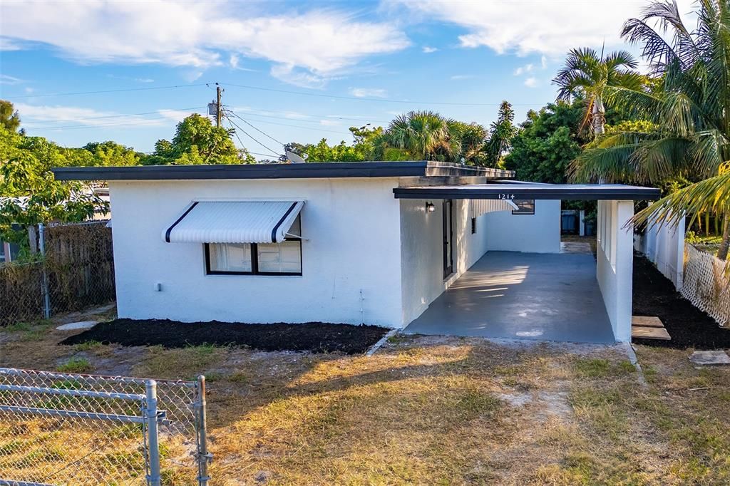 待售: $394,900 (3 贝兹, 1 浴室, 1004 平方英尺)