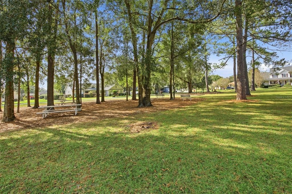 En Venta: $405,000 (4 camas, 2 baños, 2133 Pies cuadrados)