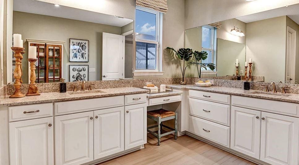 For Sale: $761,611 (5 beds, 4 baths, 3461 Square Feet)