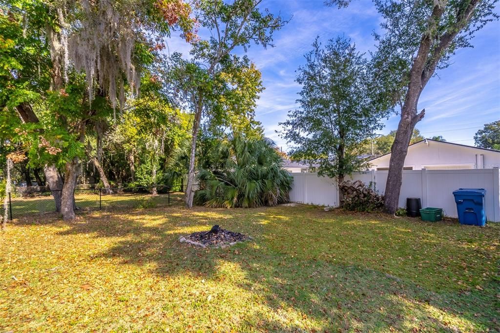 For Sale: $250,000 (2 beds, 1 baths, 1000 Square Feet)