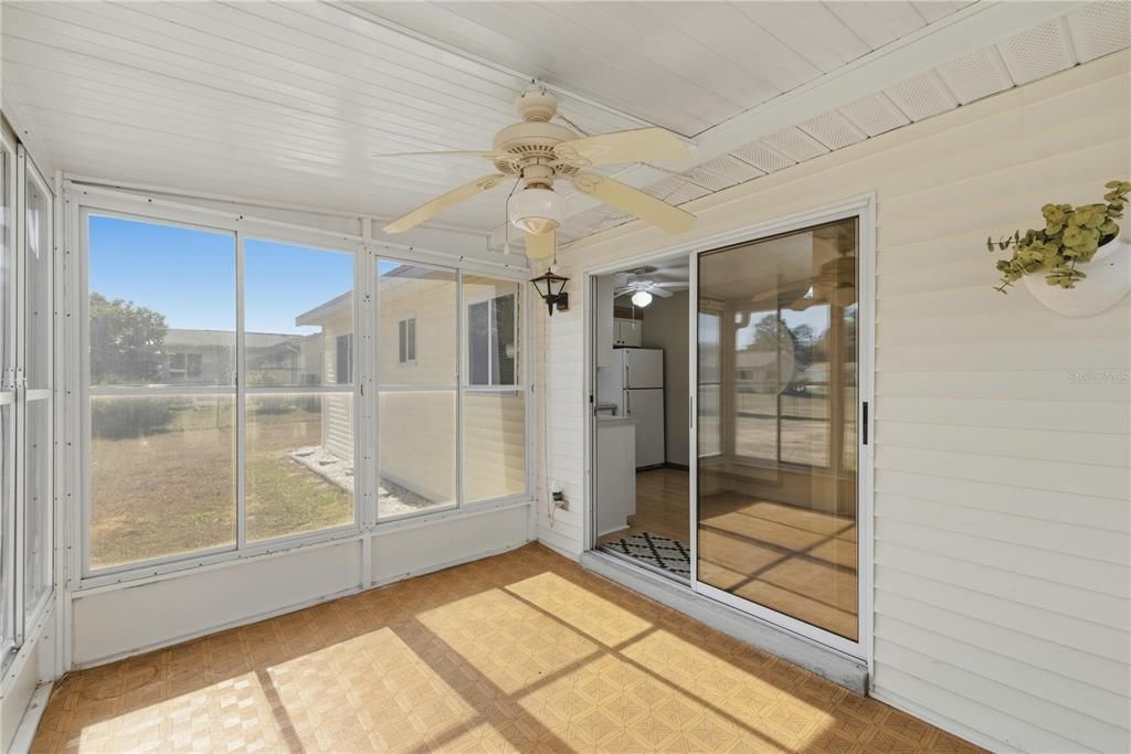 For Sale: $149,900 (2 beds, 1 baths, 768 Square Feet)