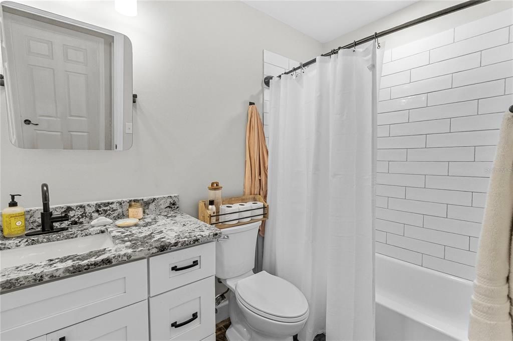 На продажу: $389,998 (3 спален, 2 ванн, 1771 Квадратных фут)