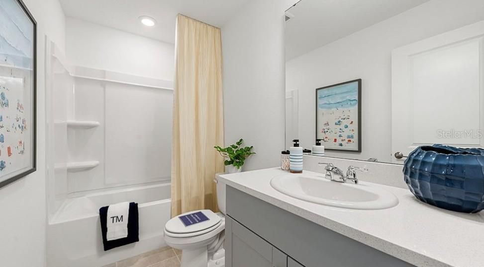 For Sale: $269,999 (3 beds, 2 baths, 1404 Square Feet)