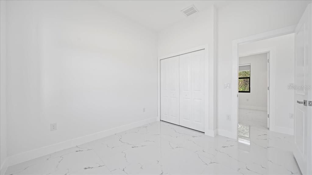 For Rent: $1,850 (3 beds, 2 baths, 1100 Square Feet)