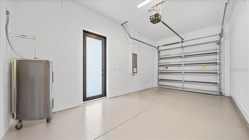 For Rent: $1,850 (3 beds, 2 baths, 1100 Square Feet)