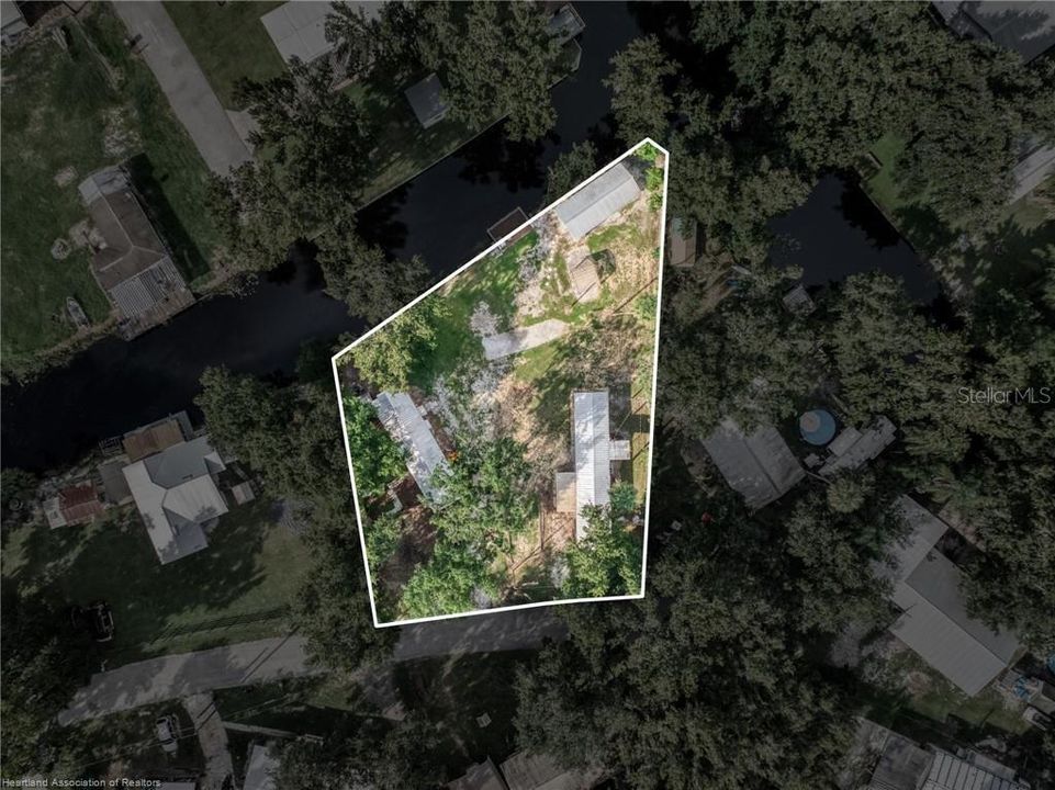 For Sale: $254,000 (3 beds, 2 baths, 1652 Square Feet)