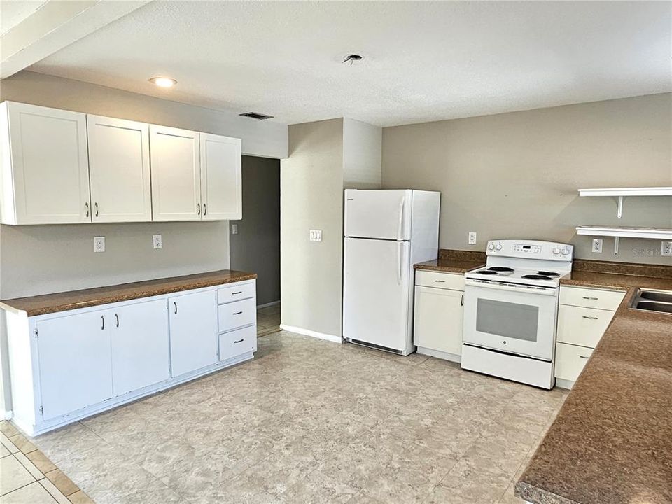 For Rent: $1,650 (2 beds, 2 baths, 1175 Square Feet)