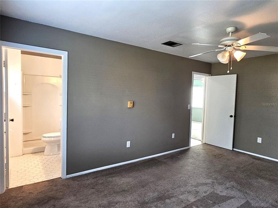 For Rent: $1,650 (2 beds, 2 baths, 1175 Square Feet)