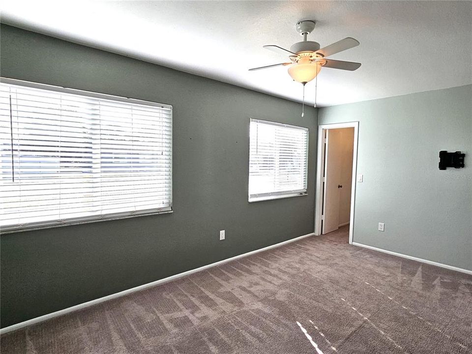 For Rent: $1,650 (2 beds, 2 baths, 1175 Square Feet)