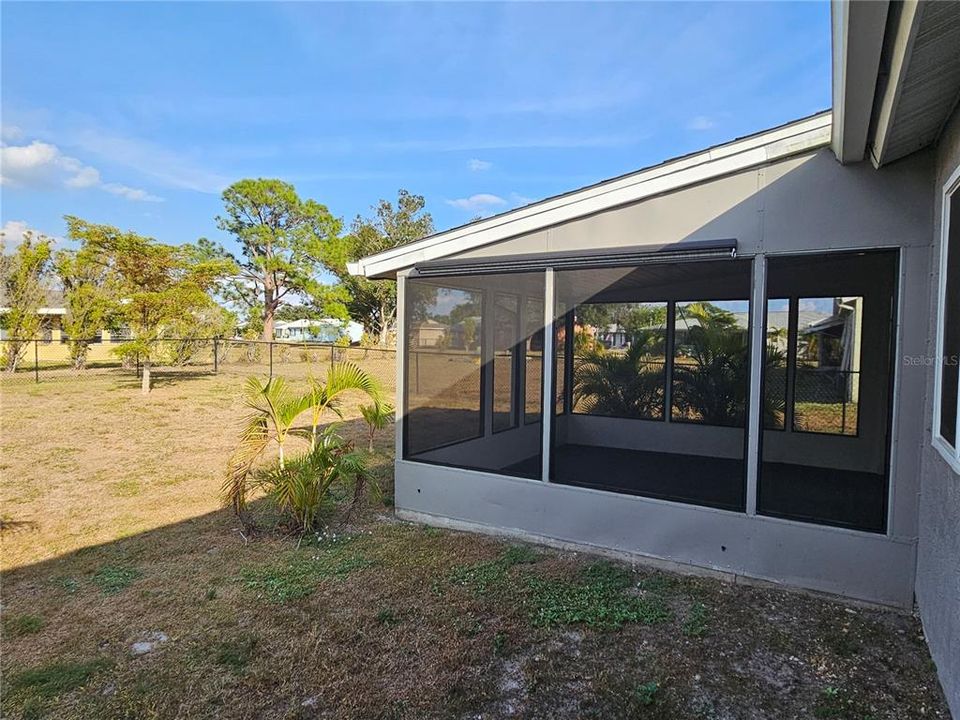 For Rent: $1,650 (2 beds, 2 baths, 1175 Square Feet)