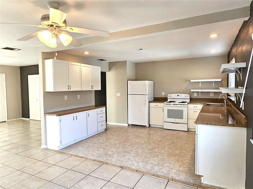 For Rent: $1,650 (2 beds, 2 baths, 1175 Square Feet)