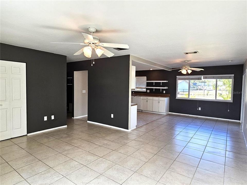 For Rent: $1,650 (2 beds, 2 baths, 1175 Square Feet)