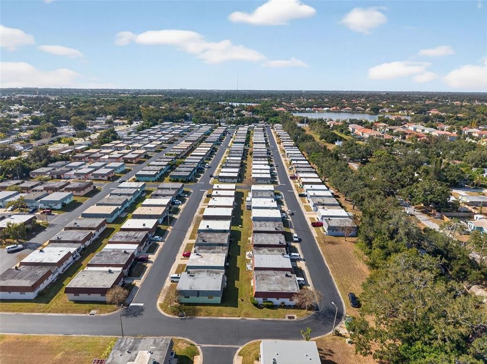 На продажу: $149,000 (2 спален, 2 ванн, 1109 Квадратных фут)