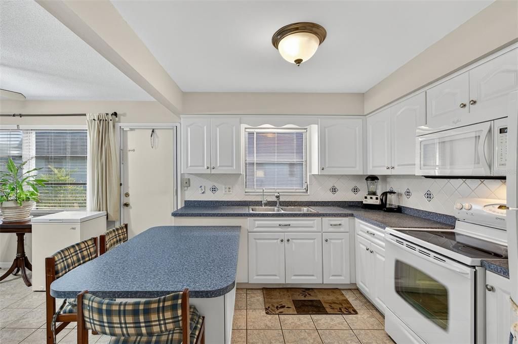 En Venta: $149,000 (2 camas, 2 baños, 1109 Pies cuadrados)