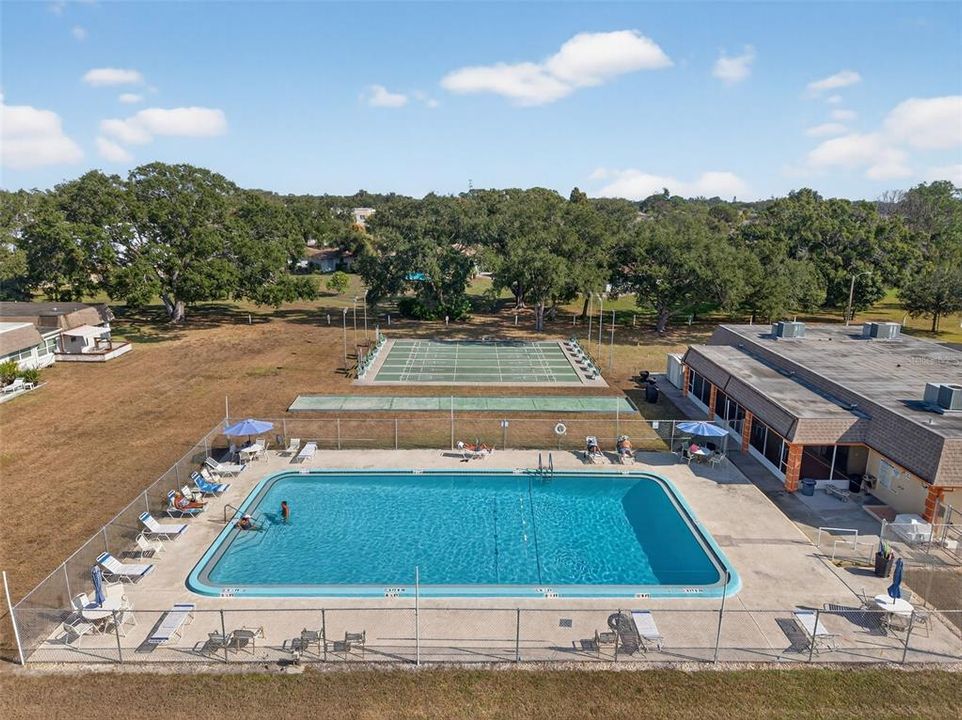 На продажу: $149,000 (2 спален, 2 ванн, 1109 Квадратных фут)