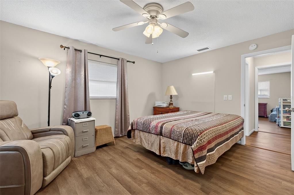 En Venta: $149,000 (2 camas, 2 baños, 1109 Pies cuadrados)