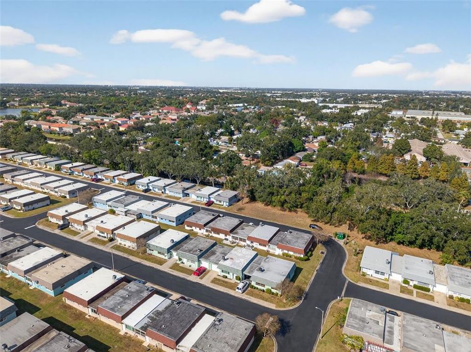 На продажу: $149,000 (2 спален, 2 ванн, 1109 Квадратных фут)