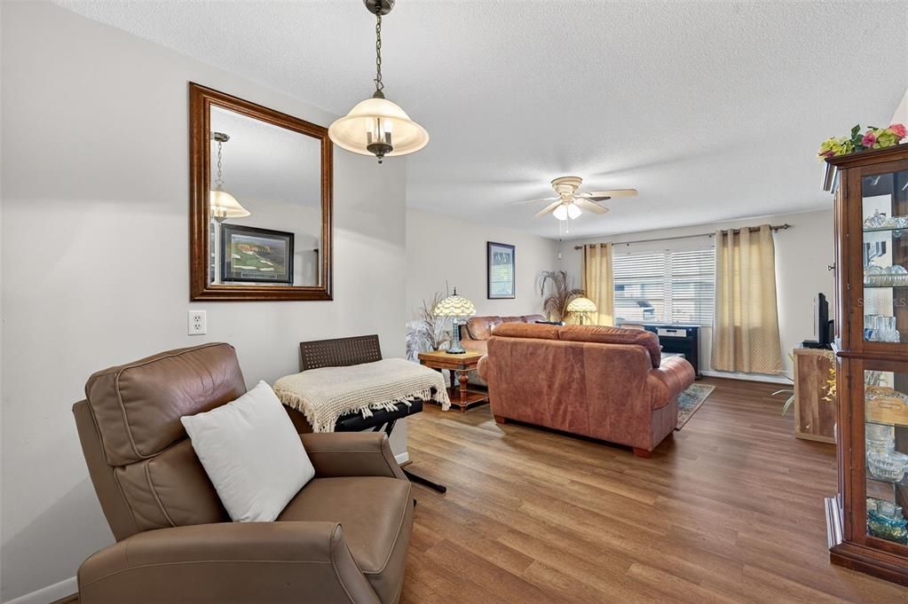 En Venta: $149,000 (2 camas, 2 baños, 1109 Pies cuadrados)