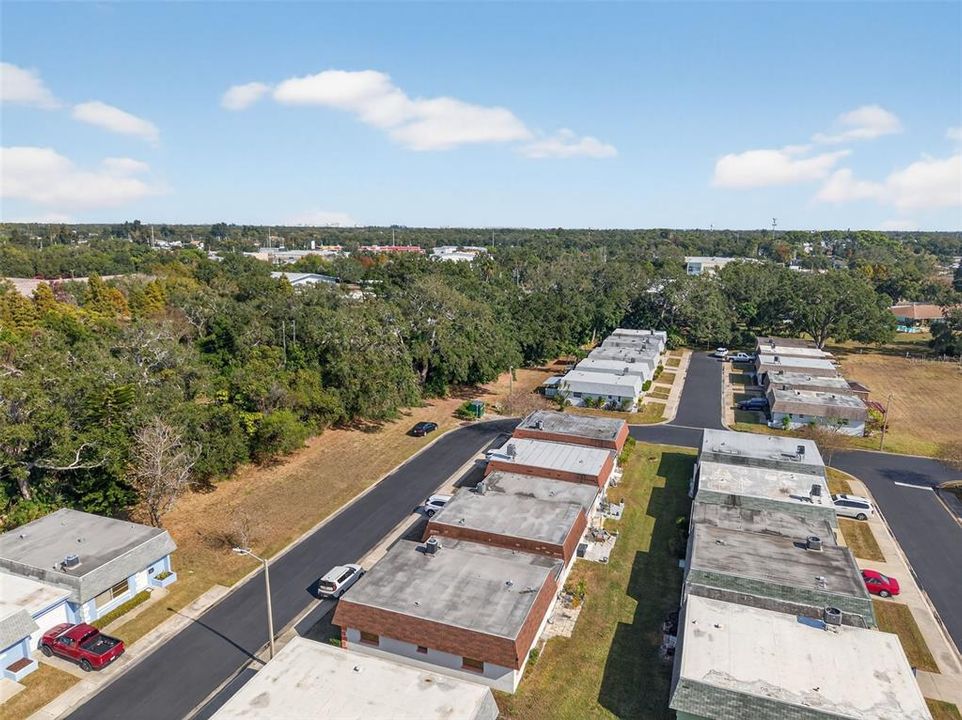 На продажу: $149,000 (2 спален, 2 ванн, 1109 Квадратных фут)