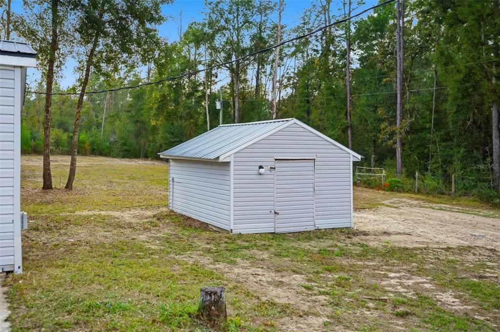 На продажу: $279,000 (3 спален, 2 ванн, 960 Квадратных фут)