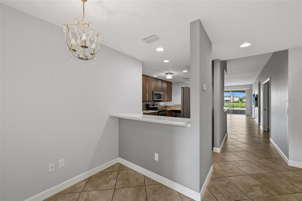 For Sale: $395,000 (2 beds, 2 baths, 1610 Square Feet)