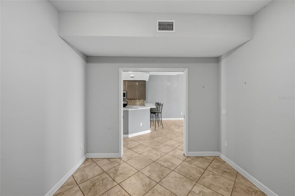 For Sale: $395,000 (2 beds, 2 baths, 1610 Square Feet)