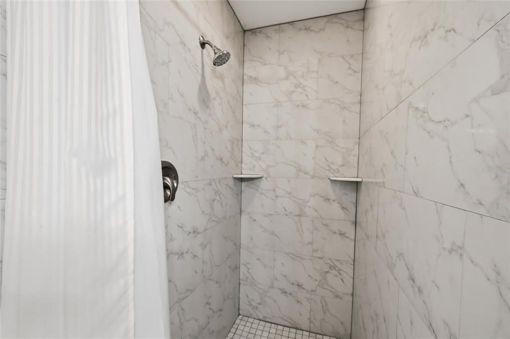 For Sale: $395,000 (2 beds, 2 baths, 1610 Square Feet)