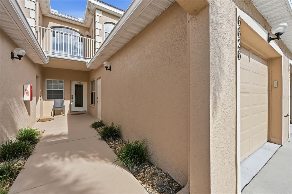 For Sale: $395,000 (2 beds, 2 baths, 1610 Square Feet)