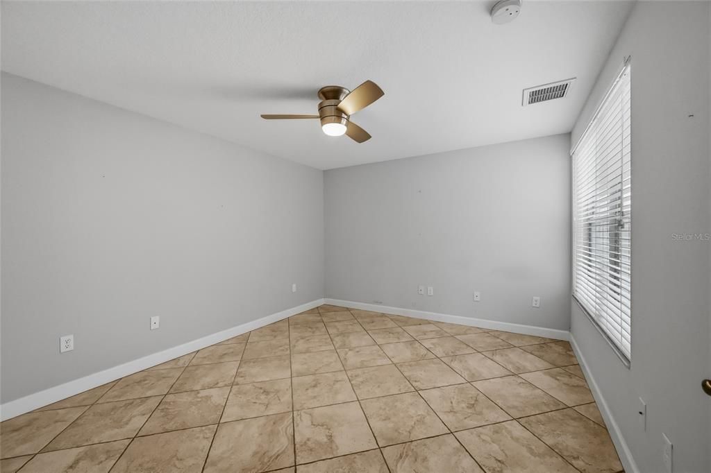 For Sale: $395,000 (2 beds, 2 baths, 1610 Square Feet)