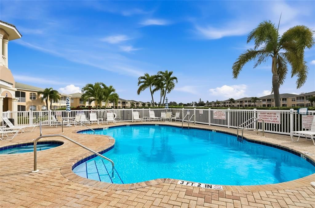 For Sale: $395,000 (2 beds, 2 baths, 1610 Square Feet)