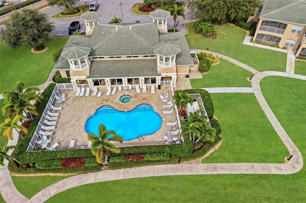 For Sale: $395,000 (2 beds, 2 baths, 1610 Square Feet)