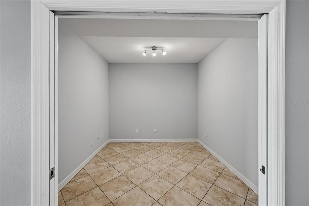 For Sale: $395,000 (2 beds, 2 baths, 1610 Square Feet)