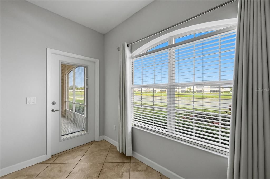 For Sale: $395,000 (2 beds, 2 baths, 1610 Square Feet)