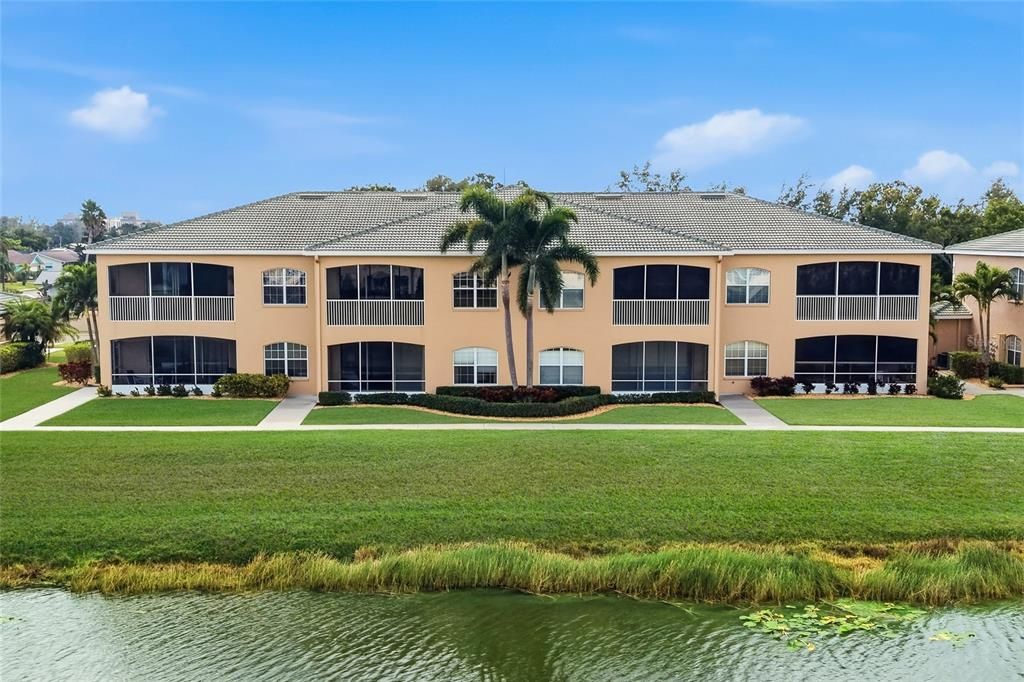 For Sale: $395,000 (2 beds, 2 baths, 1610 Square Feet)