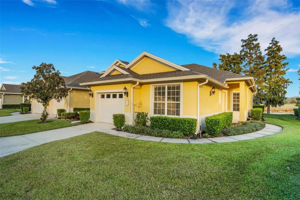 Active With Contract: $325,000 (3 beds, 2 baths, 1451 Square Feet)