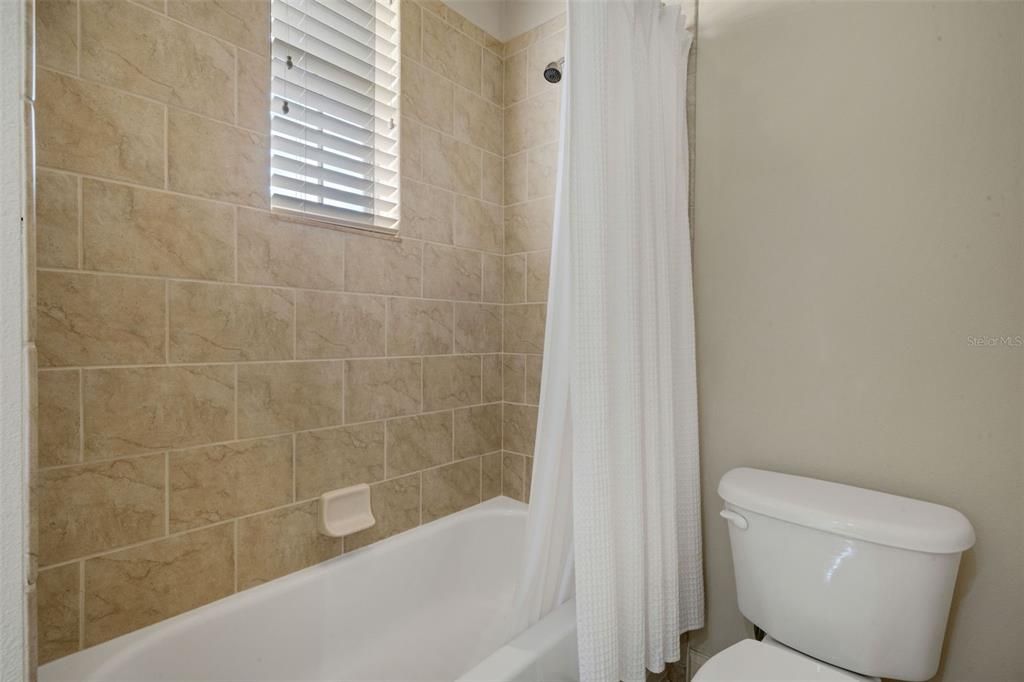 Active With Contract: $325,000 (3 beds, 2 baths, 1451 Square Feet)