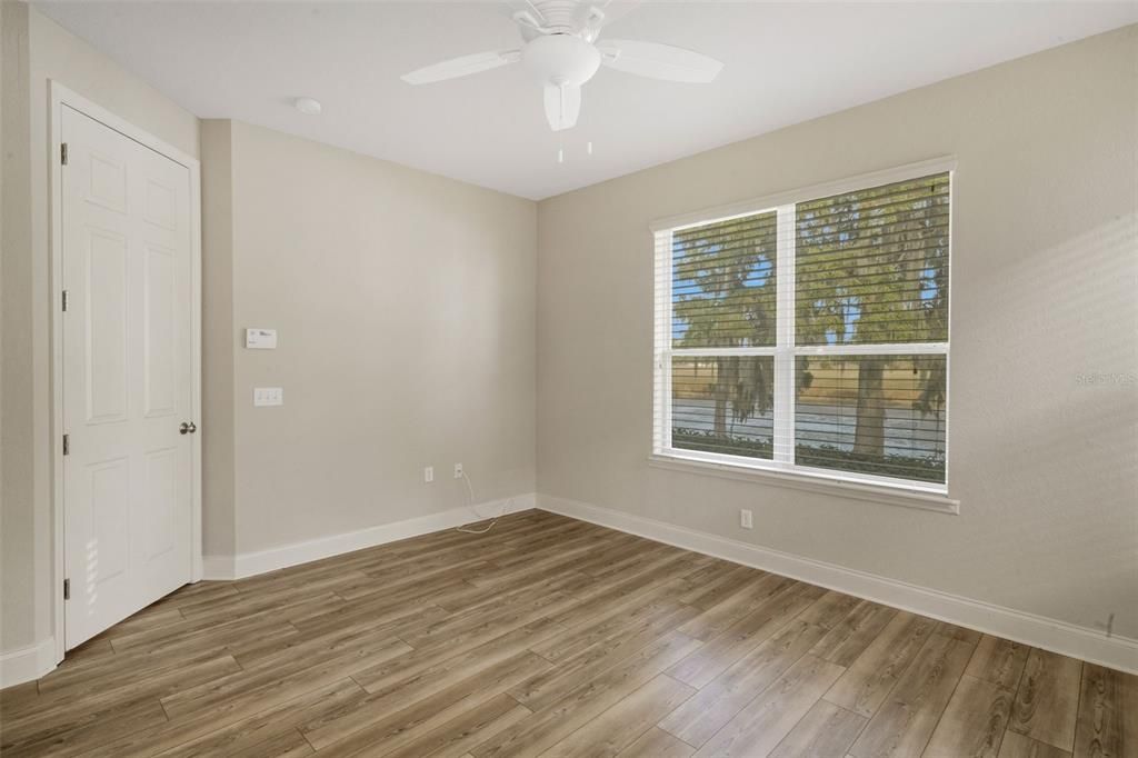 Active With Contract: $325,000 (3 beds, 2 baths, 1451 Square Feet)