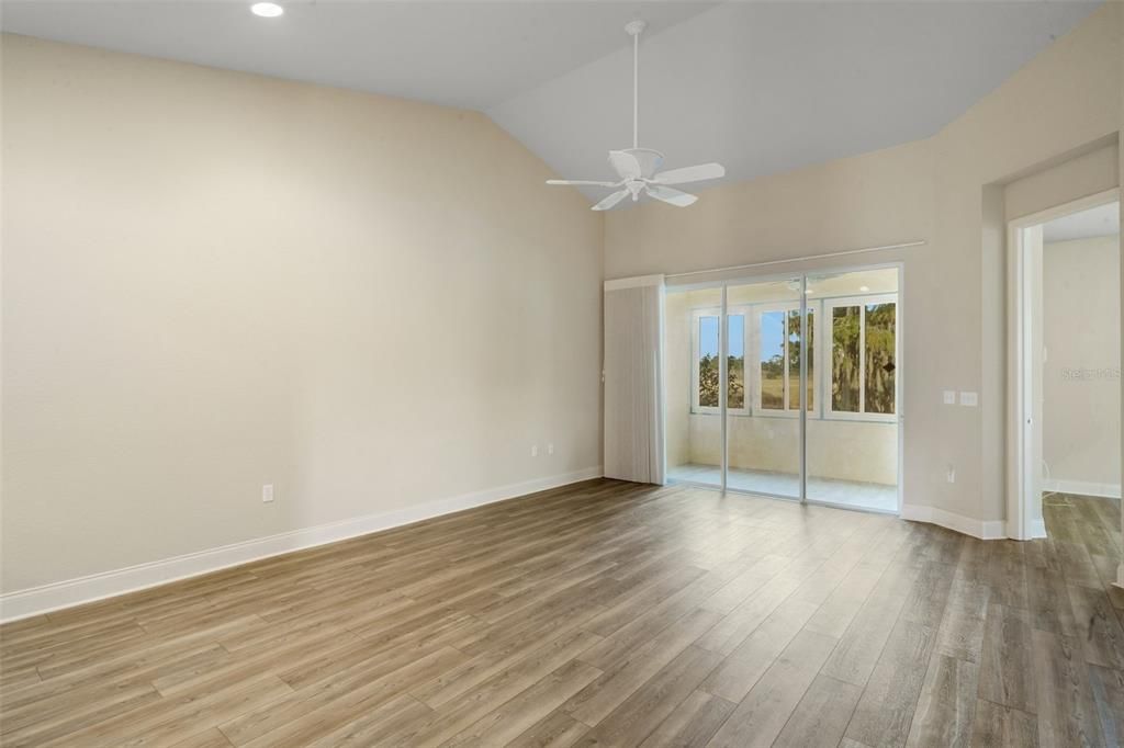Active With Contract: $325,000 (3 beds, 2 baths, 1451 Square Feet)