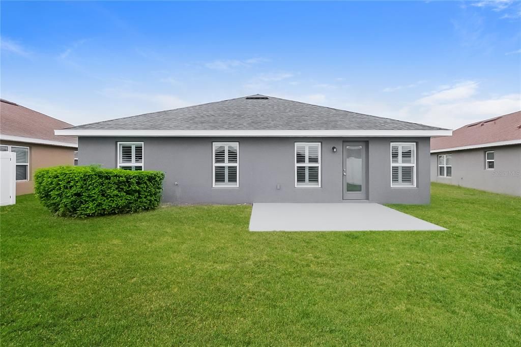 For Rent: $2,155 (4 beds, 2 baths, 1584 Square Feet)