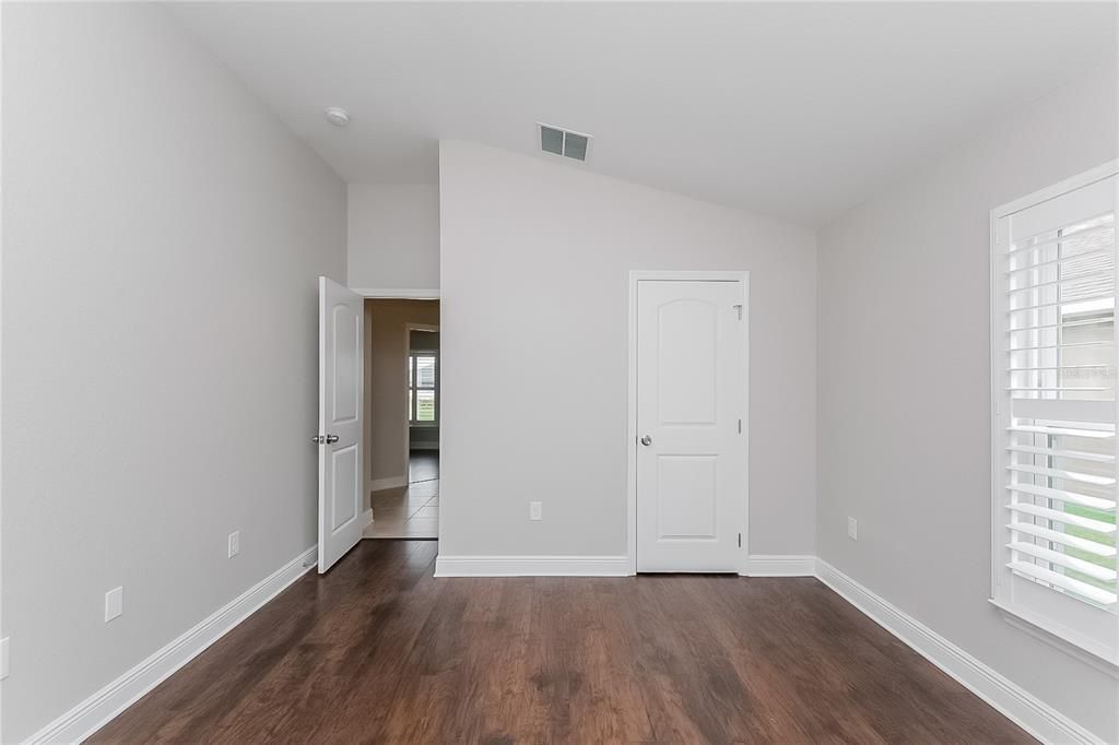 For Rent: $2,155 (4 beds, 2 baths, 1584 Square Feet)